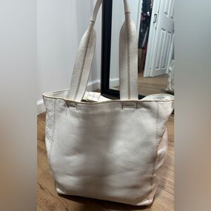 White Gap Tote